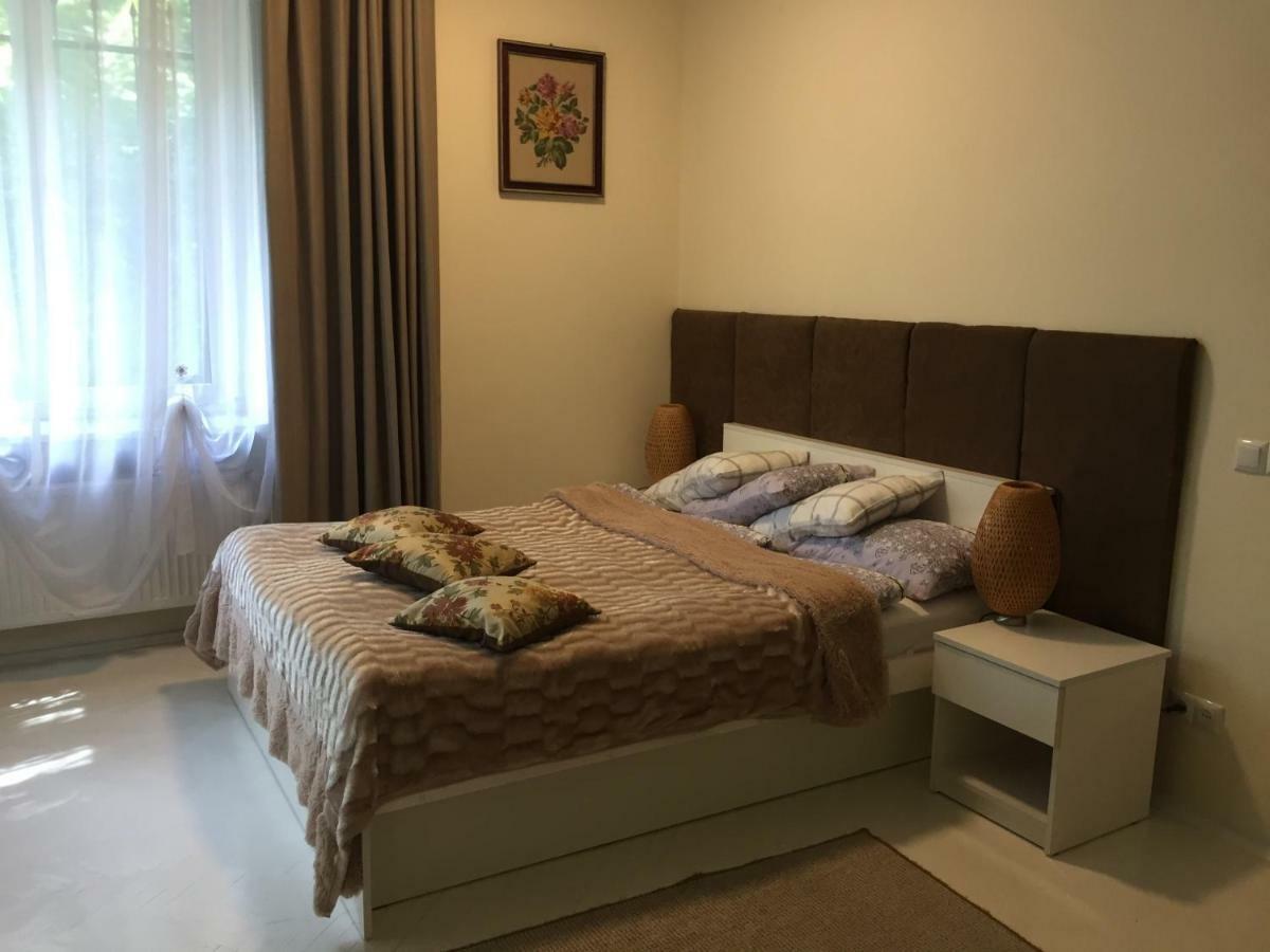 Chokolate Apartament Lwów Zewnętrze zdjęcie